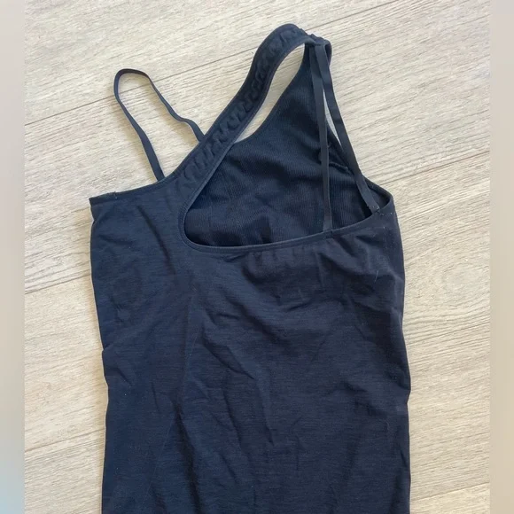 Sweaty Betty Tank Top - Picture 7 of 8